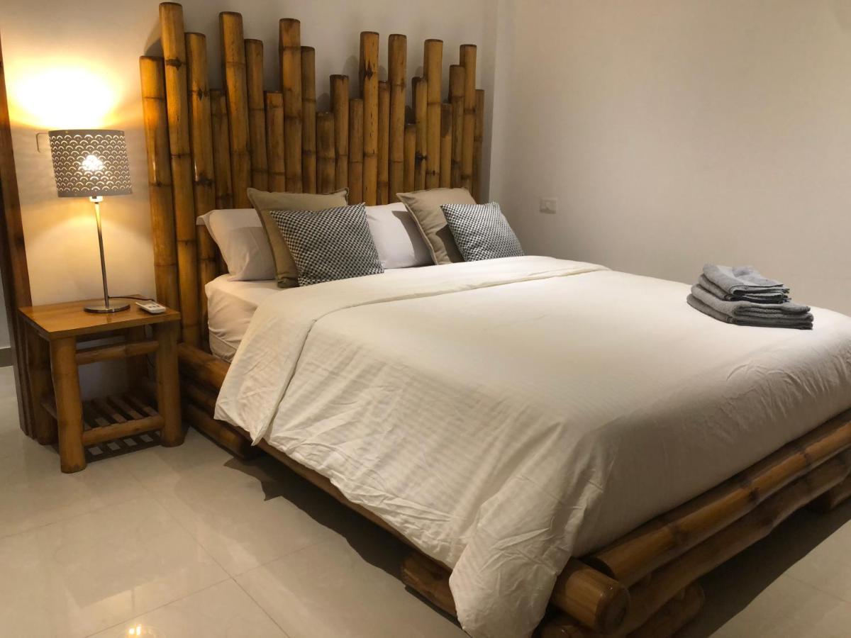 Nautilus Lodge Puerto López エクステリア 写真