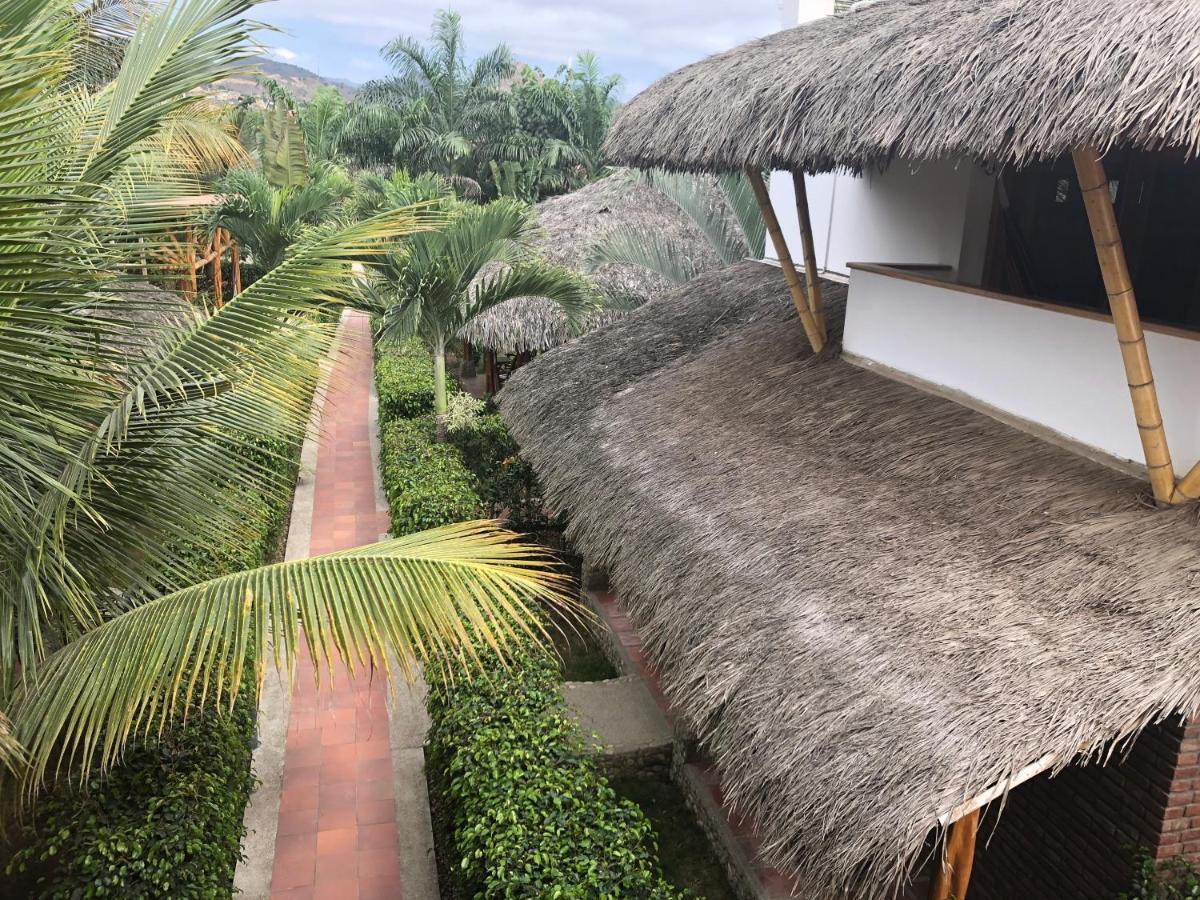 Nautilus Lodge Puerto López エクステリア 写真