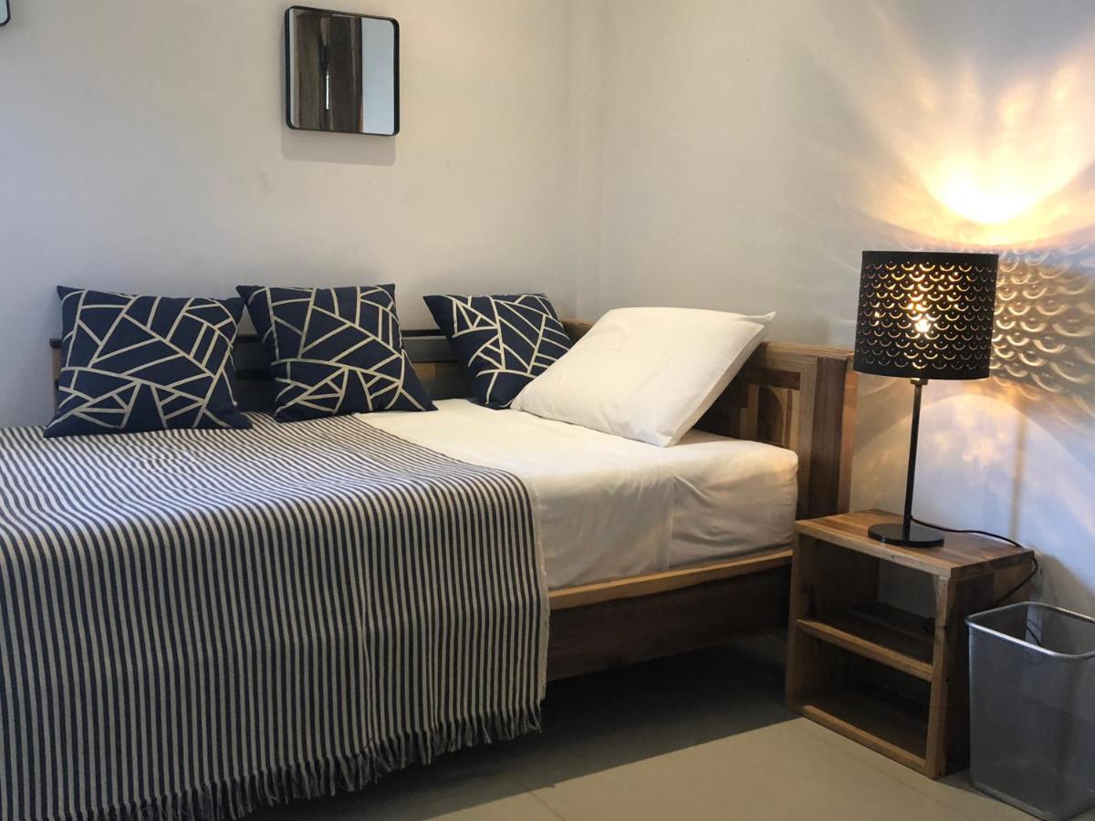 Nautilus Lodge Puerto López エクステリア 写真