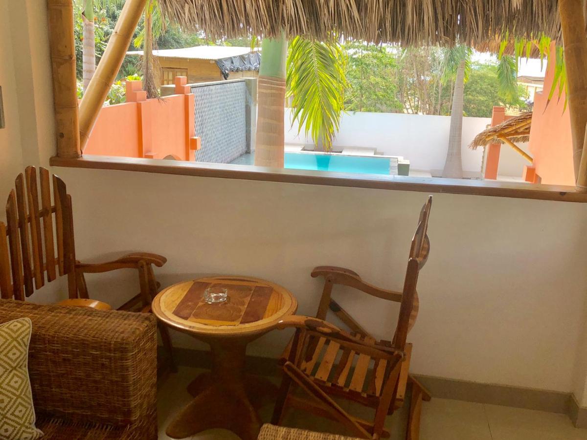 Nautilus Lodge Puerto López エクステリア 写真