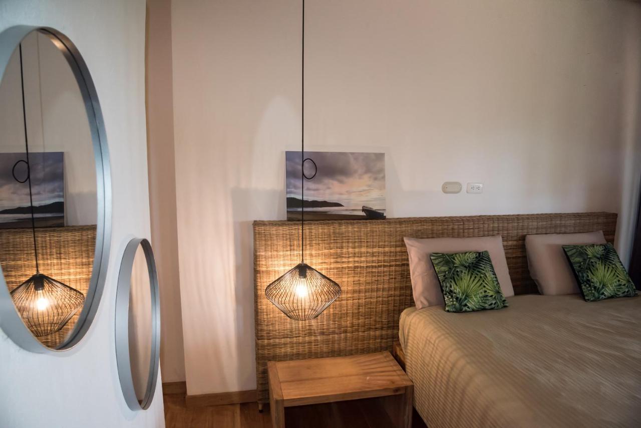 Nautilus Lodge Puerto López エクステリア 写真