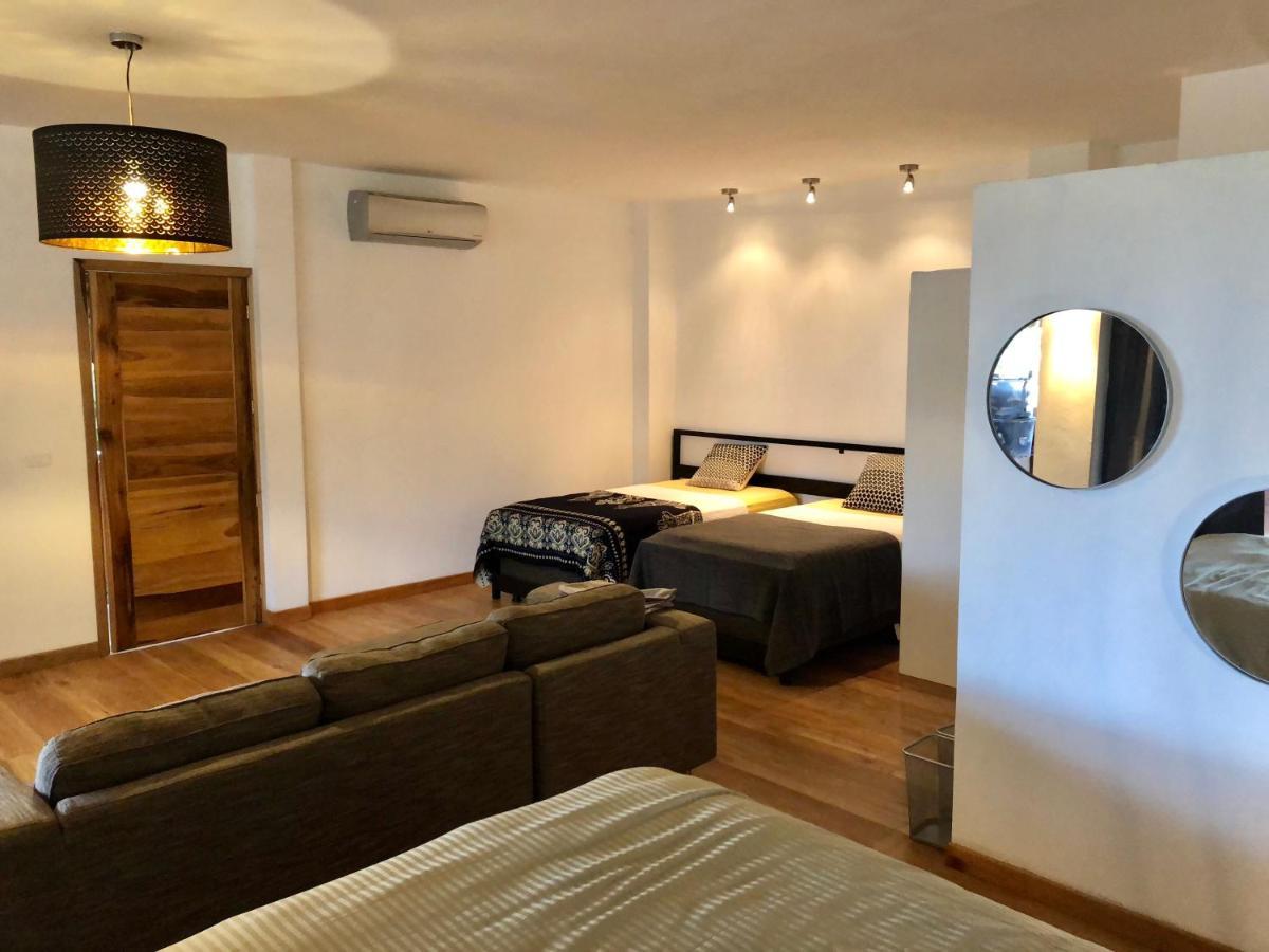 Nautilus Lodge Puerto López エクステリア 写真