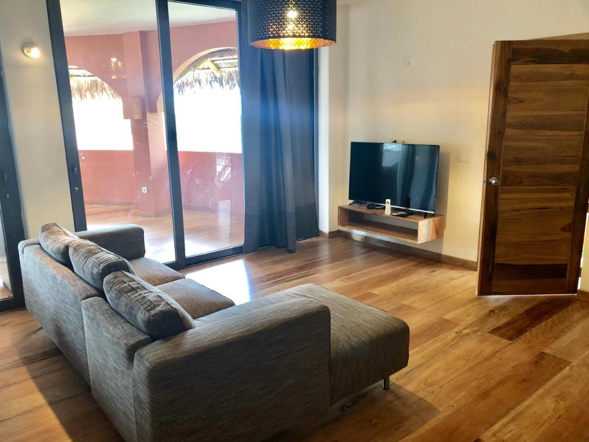 Nautilus Lodge Puerto López エクステリア 写真